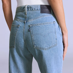 Women's Carve Jeans - Roadie Made of Japan - Light Wash