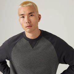 Red Tab™ Crewneck Sweatshirt - Posie Dark Phantom - Black