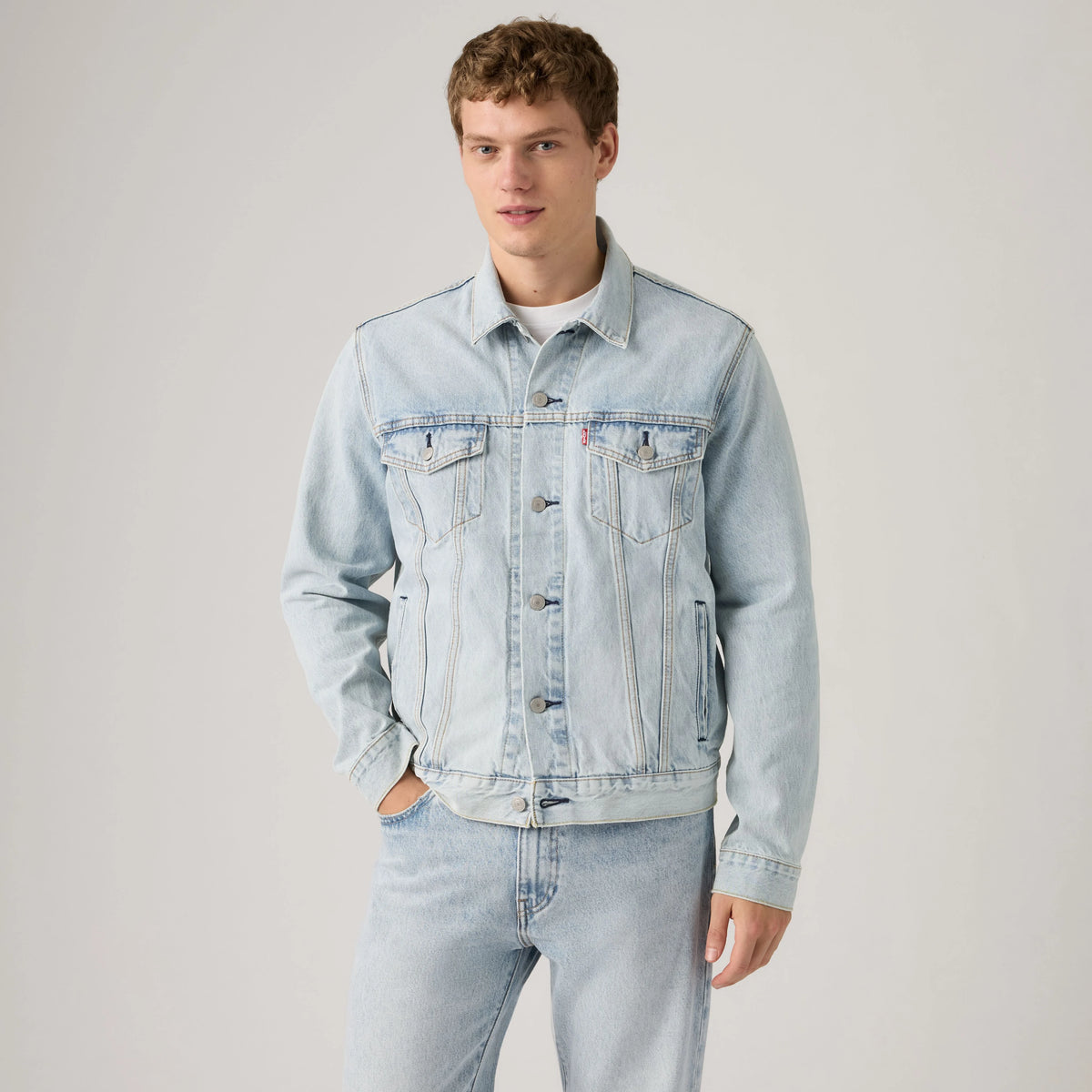 Trucker Jacket - Into The Light - Light Wash