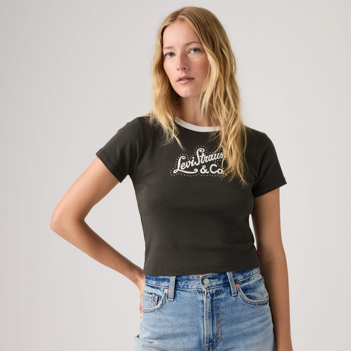 Graphic Logo Essential Sporty Tee - Black