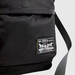 Mission Bay Crossbody Pouch - Caviar - Black