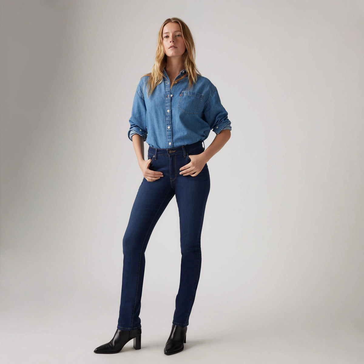 Classic Straight Fit Women's Jeans - Cobalt Haze - Dark Wash