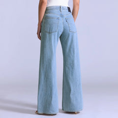 Women's Carve Jeans - Roadie Made of Japan - Light Wash