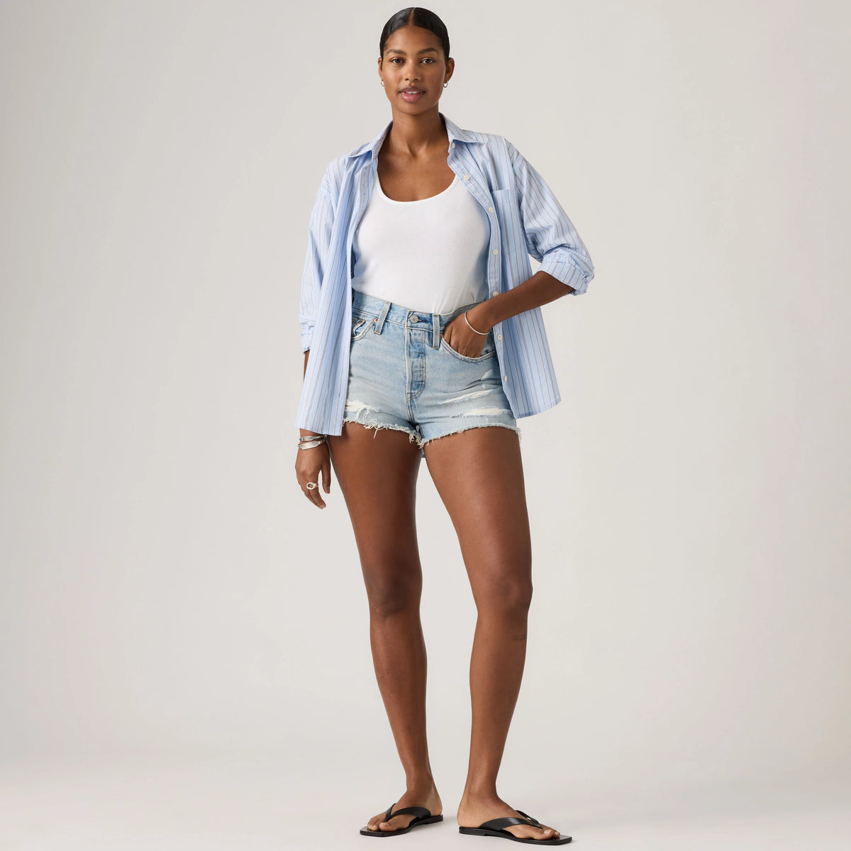 501® Original Fit High-Rise Women's Shorts - Welcome Party - Light Wash