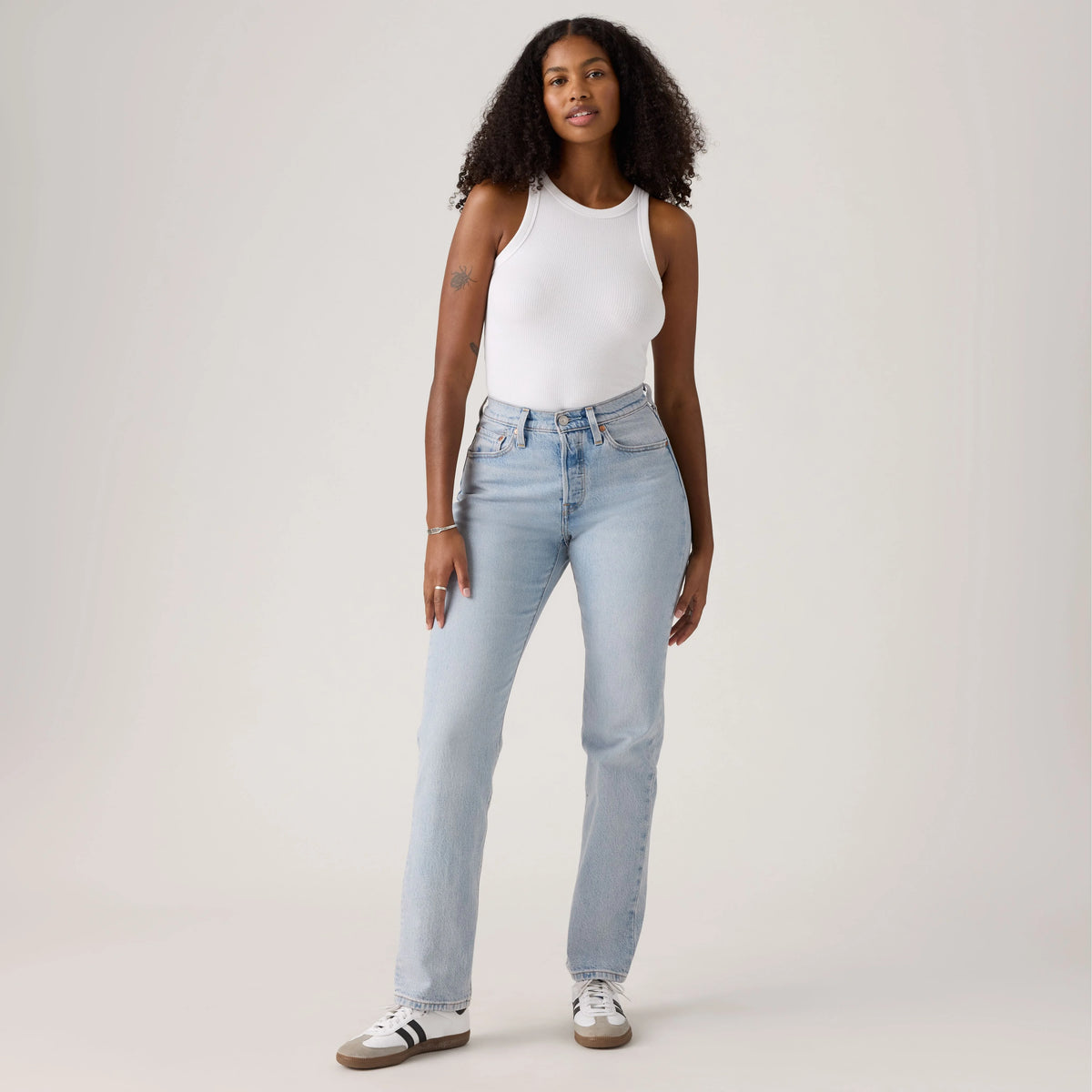 501® Curve Women's Jeans - Laugh And Lie - Light Wash