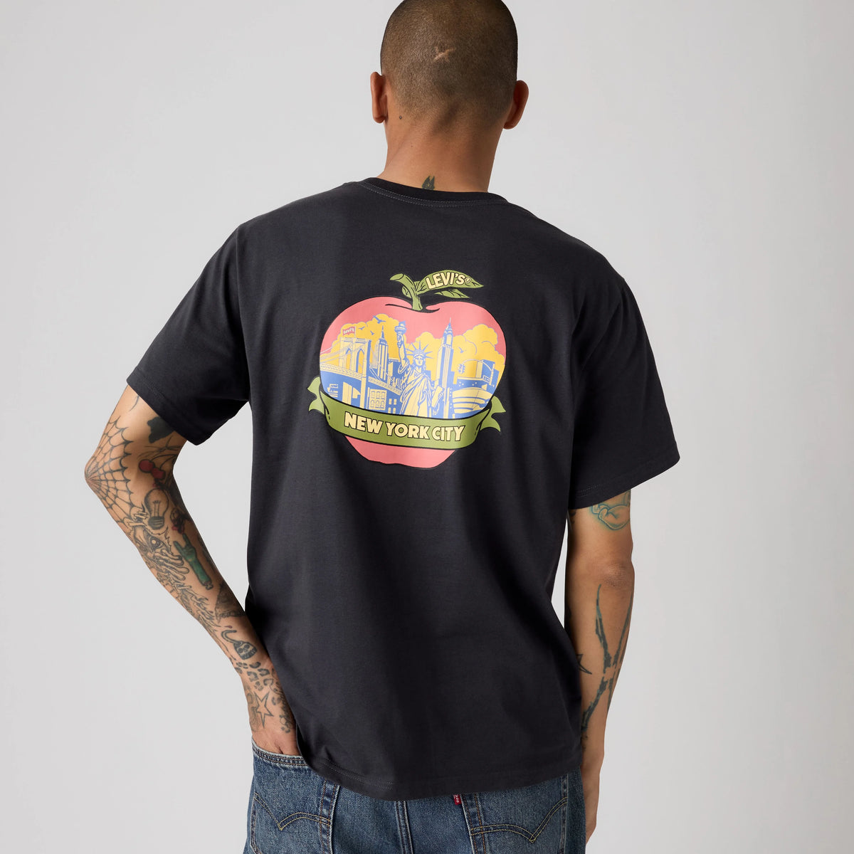 Relaxed Graphic Short-Sleeve T-Shirt - Big Apple City Phantom - Black